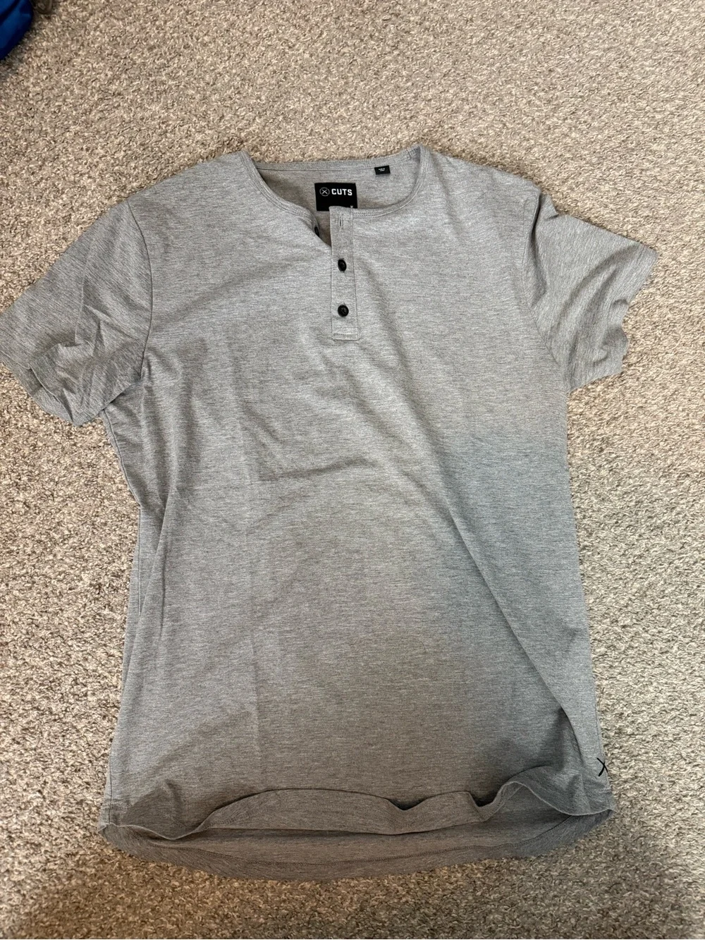 Cuts Clothing Grey Short-Sleeve Henley Polo